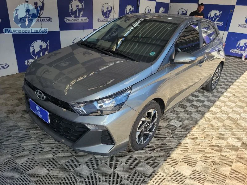 Lote 604 - HYUNDAI HB2010TA COMFORT