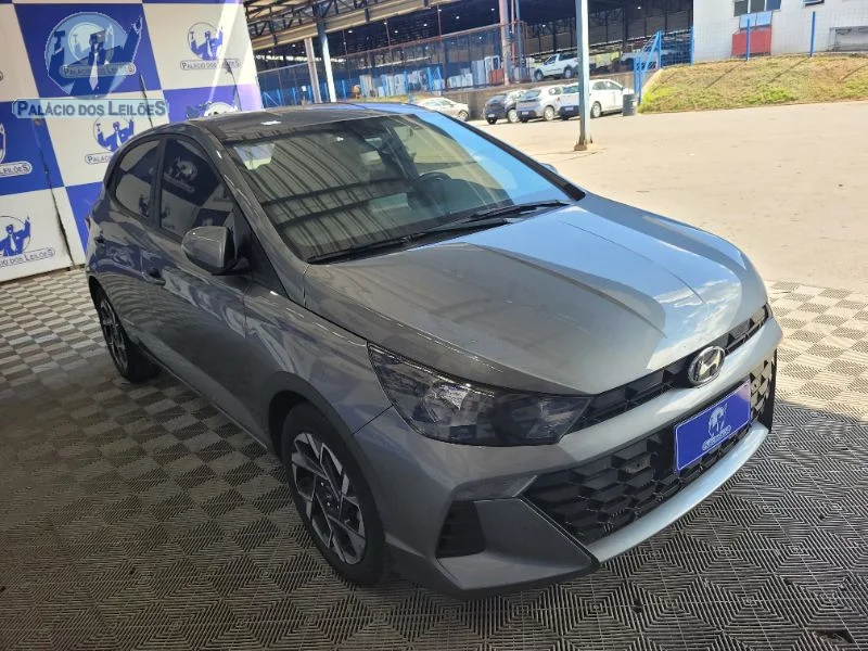 Lote 604 - HYUNDAI HB2010TA COMFORT