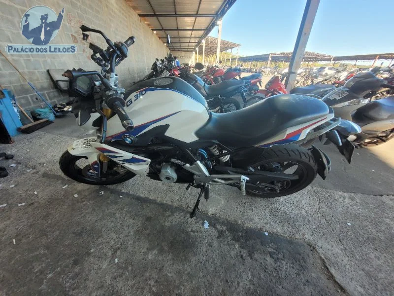 Lote 351 - BMW G310 R