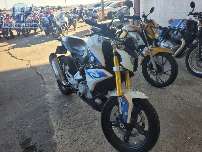 Lote 351 - BMW G310 R