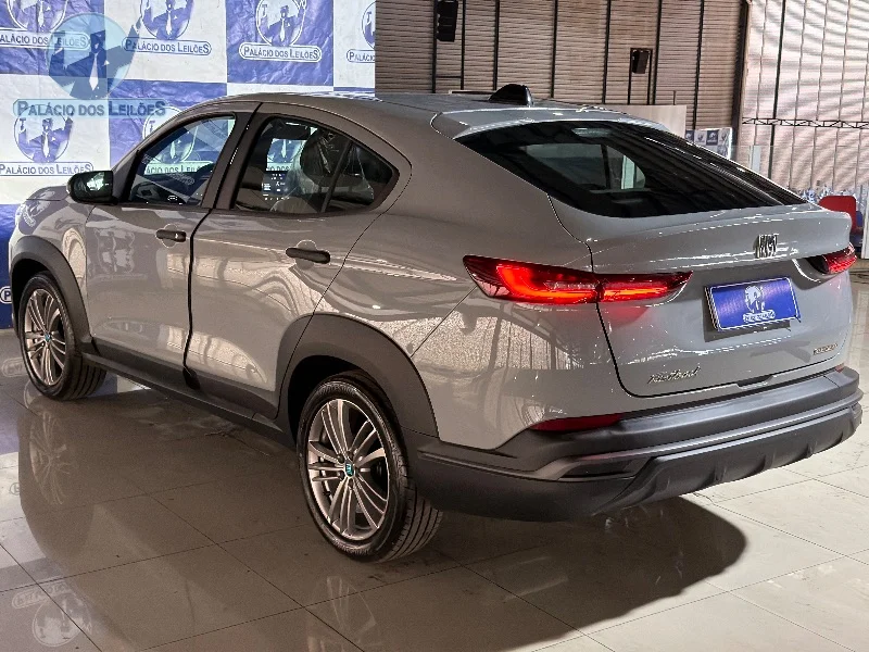 Lote 324 - FIAT FASTBACK TURBO 200