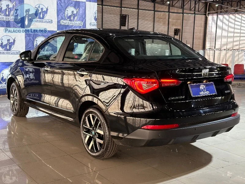 Lote 333 - I FIAT CRONOS PREC 1.3AT