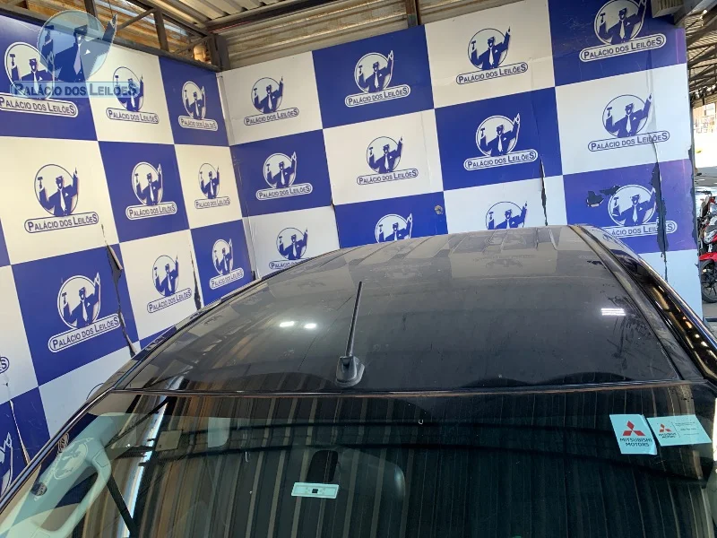 Lote 303 - MMC TRITON SP OUTD GLS A