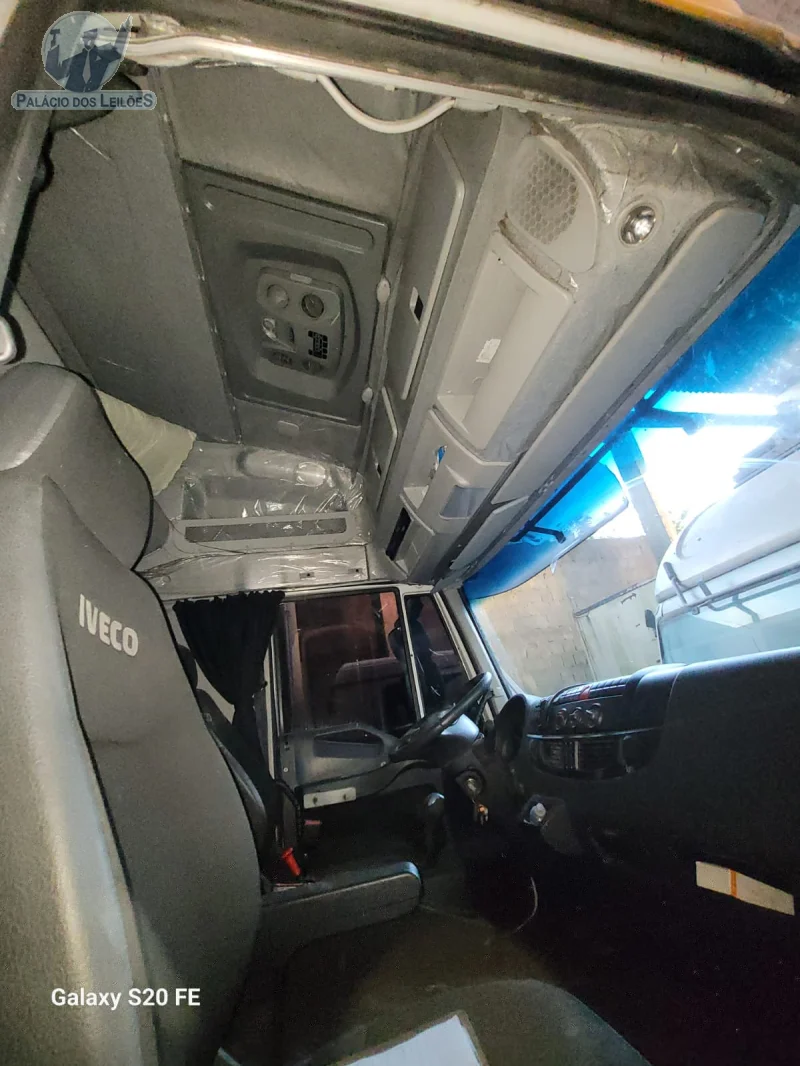 Lote 450 - IVECO TECTOR 240E30SID