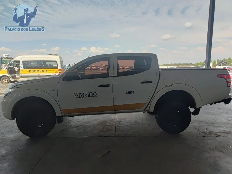 Lote 456 - MMC L200 TRITON SPO GL