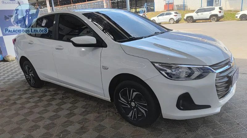 Lote 480 - CHEV ONIX PLUS 10MT LT2